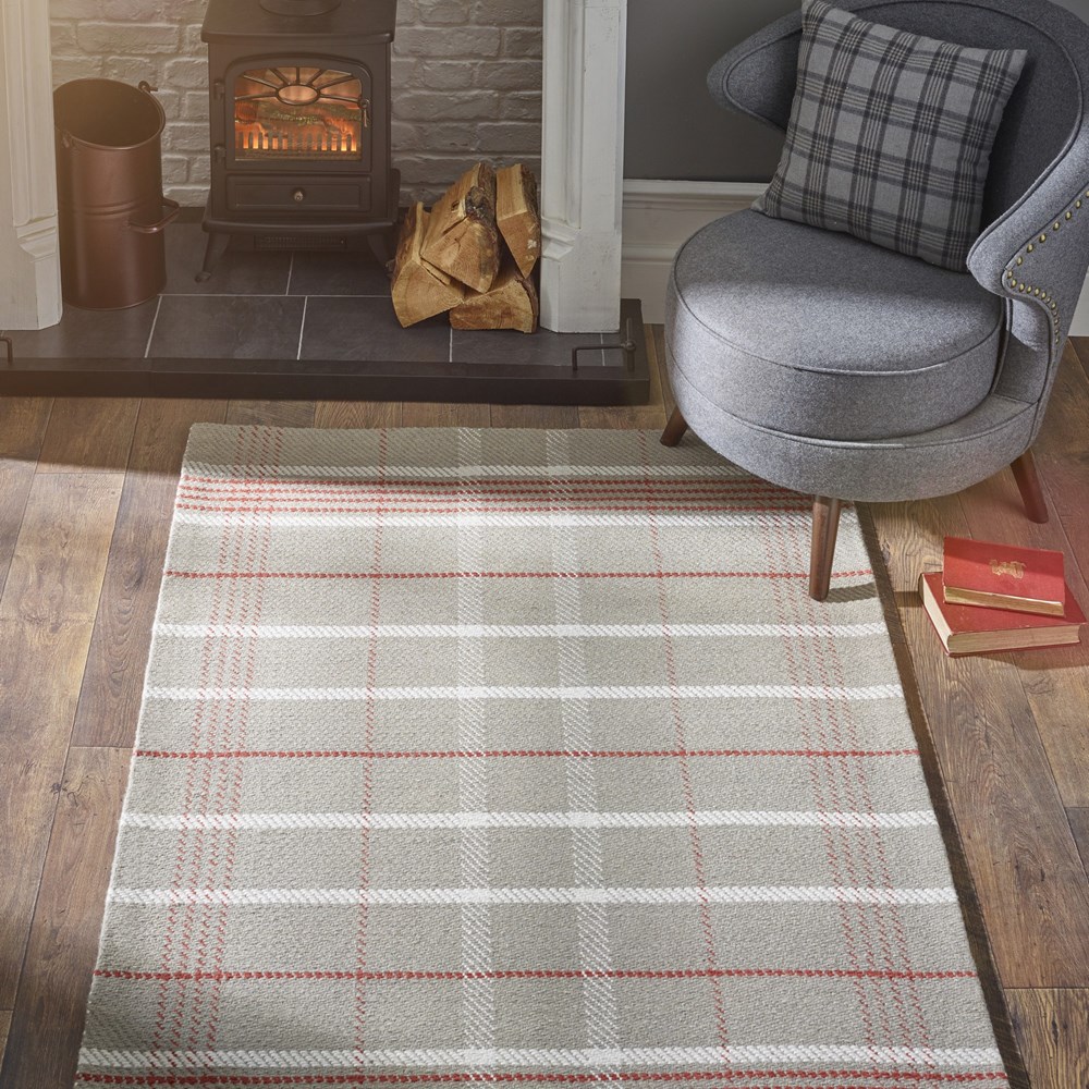 Modern Winnie Tartan Check Winnie Rugs in Red